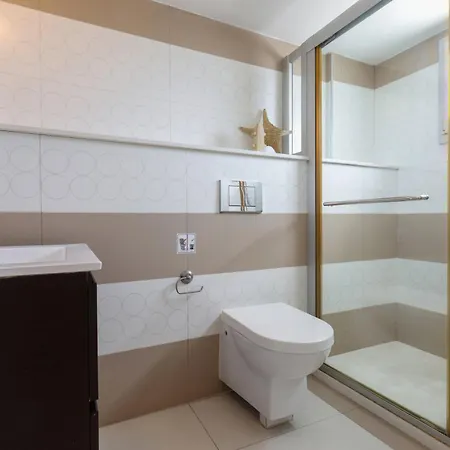 Phaedrus Living Mini Art House Pollock Apartment Nicosia Exterior photo